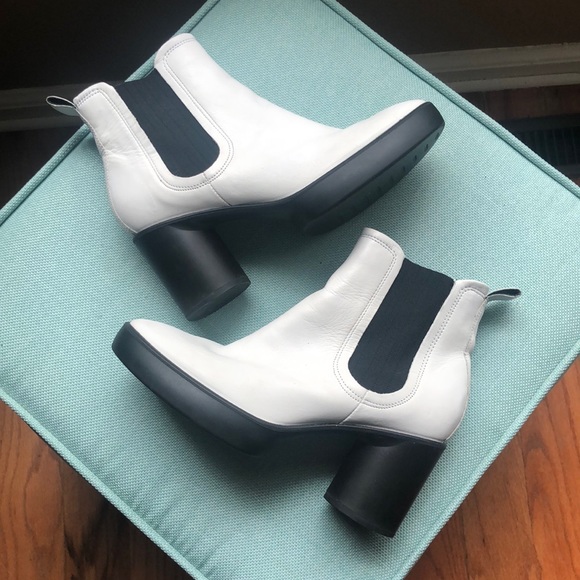 Ecco Shoes - Ecco Shape Sculpted Motion 55 Chelsea Boot 7/7.5